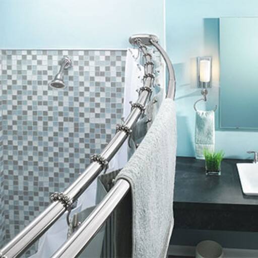 Doubler les tringles à rideau de douche (pardon?)